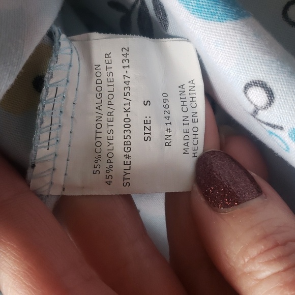 2 Scrub Top Lot, Blue - Picture 13 of 16